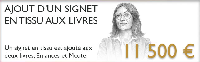 Ajout d'un signet en tissu aux livres