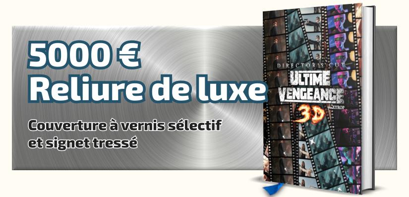 Couverture avec vernis sélectif et signet en tissu